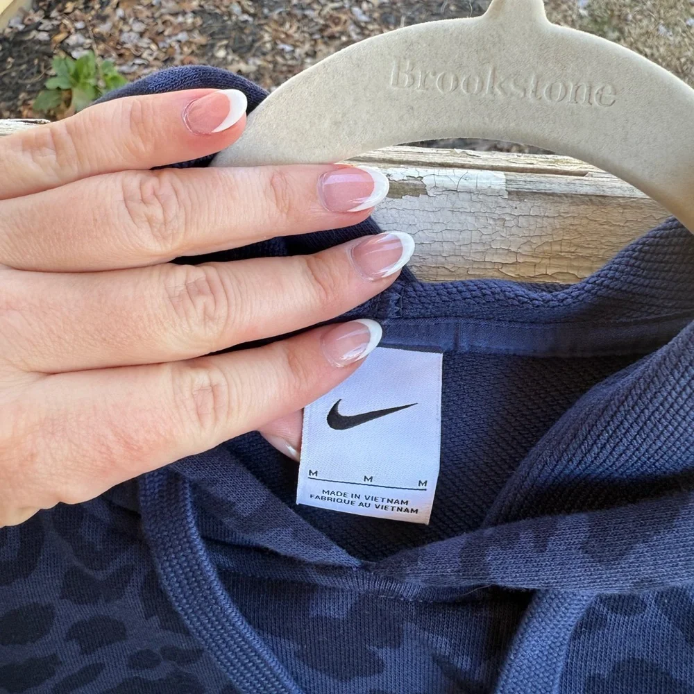 Nike pullover - Picture 3 of 3